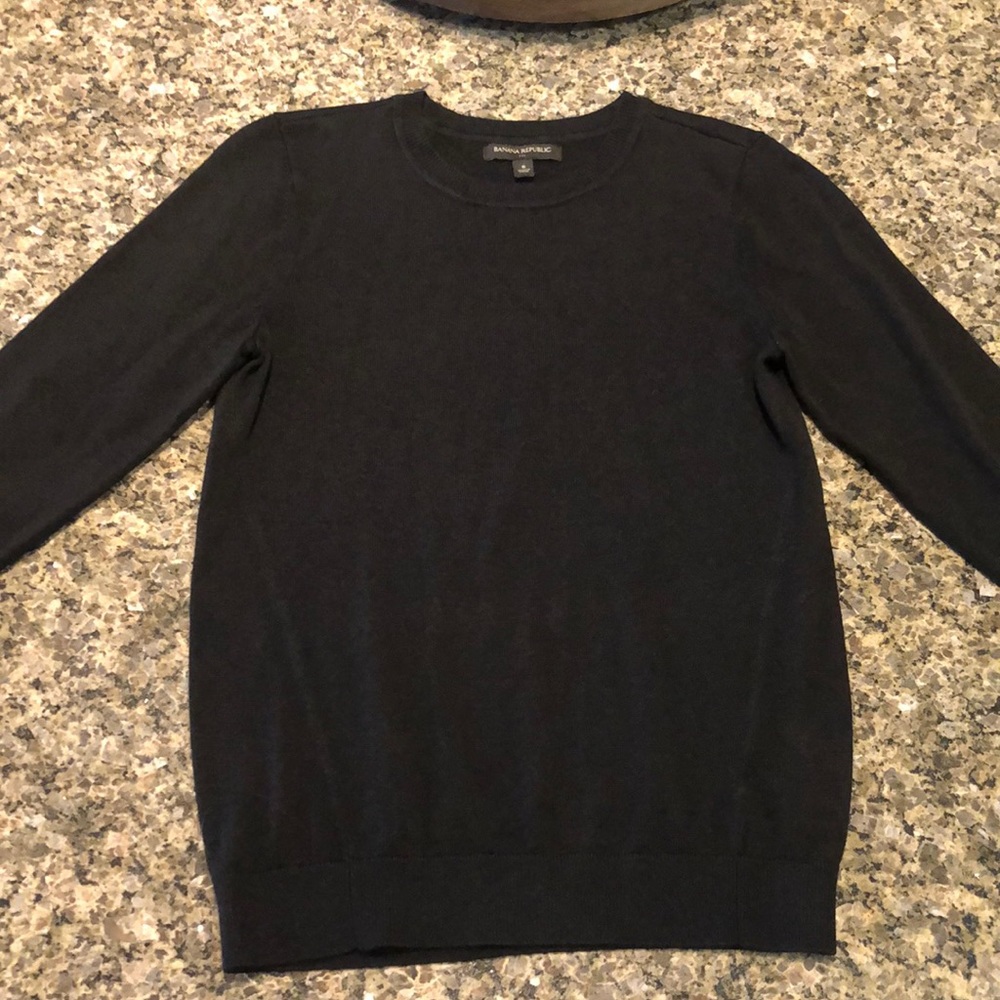 Banana Republic Sweater - Black - Small - SOFT